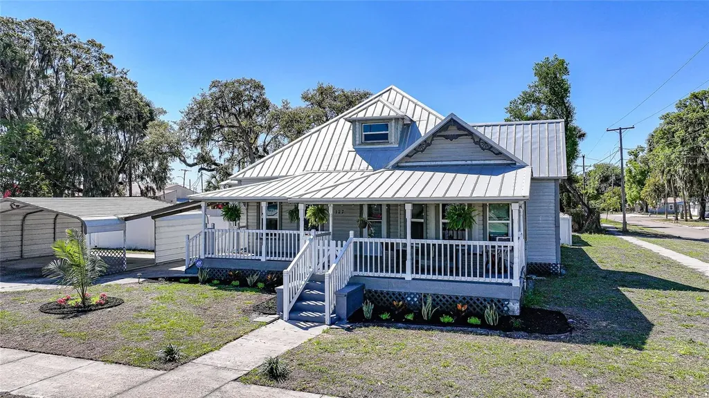127 5th Street W Zolfo Springs FL 33890