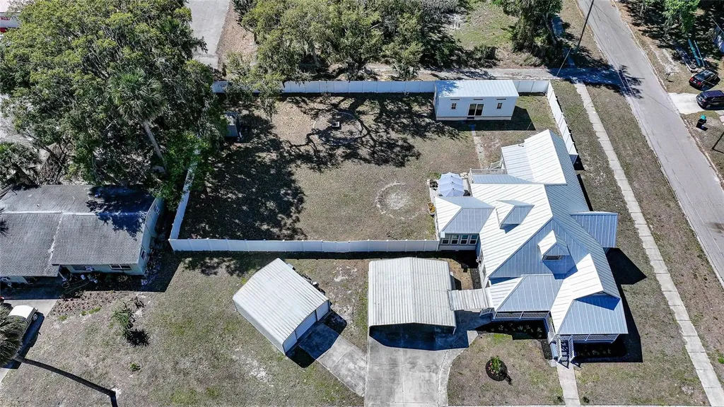 127 5th Street W Zolfo Springs FL 33890