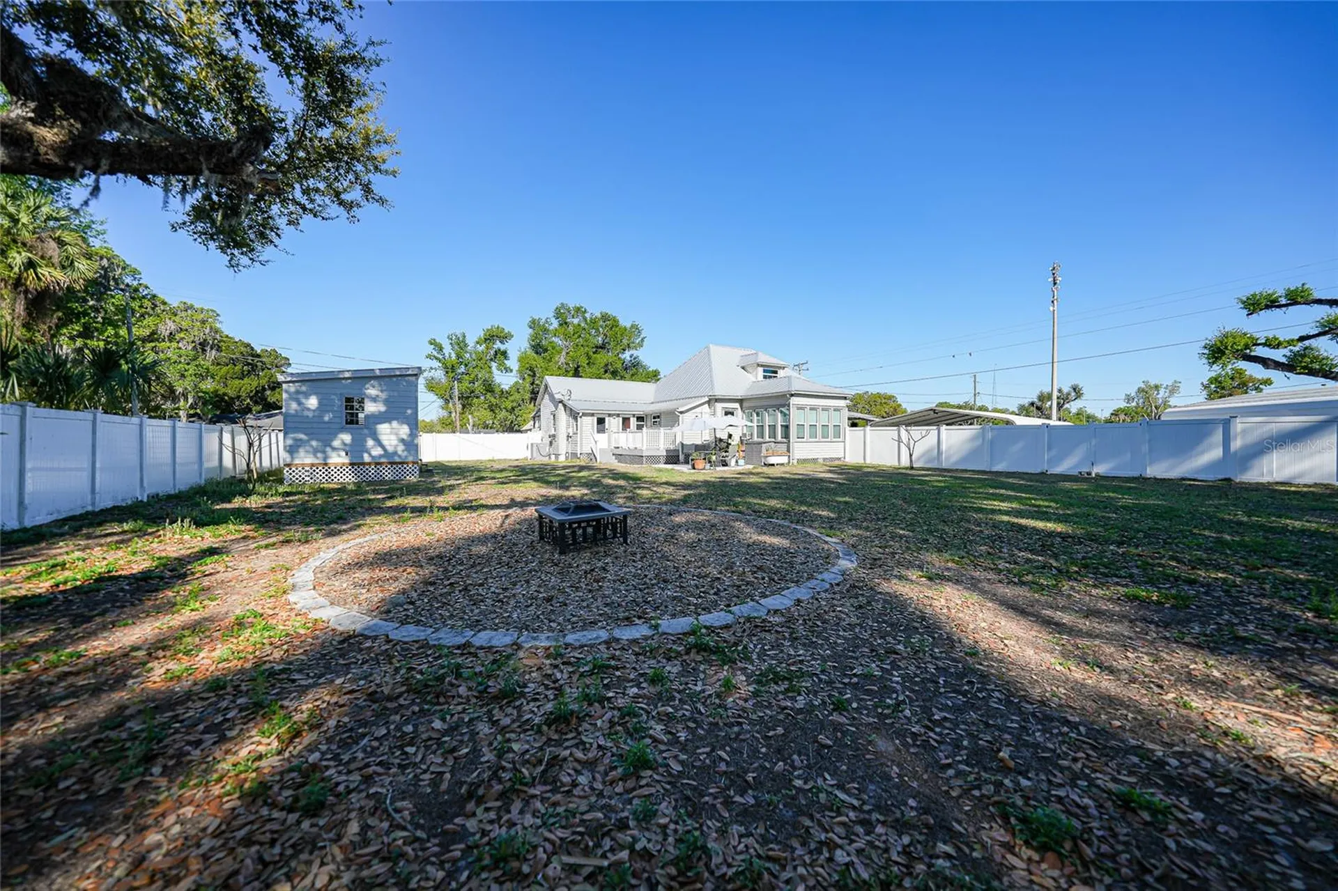 127 5th Street W Zolfo Springs FL 33890