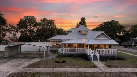 127 5th Street W Zolfo Springs FL 33890