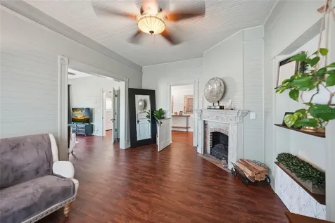 127 5th Street W Zolfo Springs FL 33890