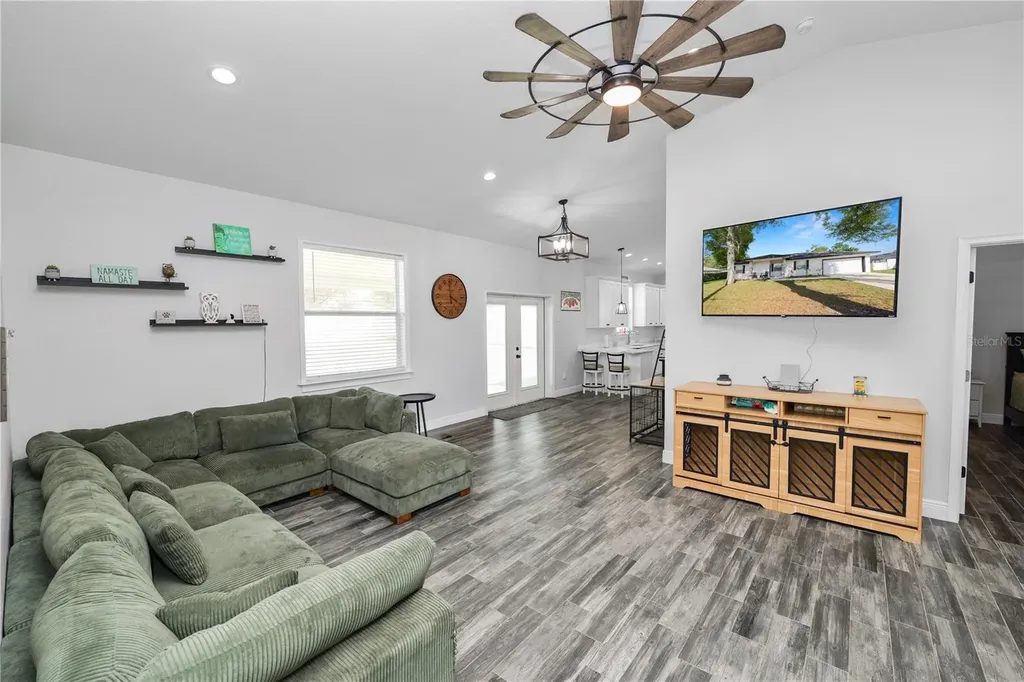 113 Mckean Street Auburndale FL 33823