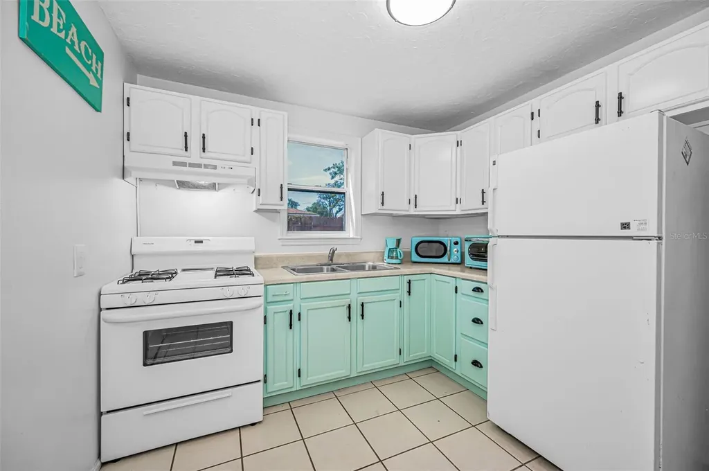 1918 Macomber Avenue Clearwater FL 33755