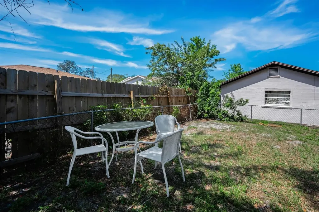 1918 Macomber Avenue Clearwater FL 33755