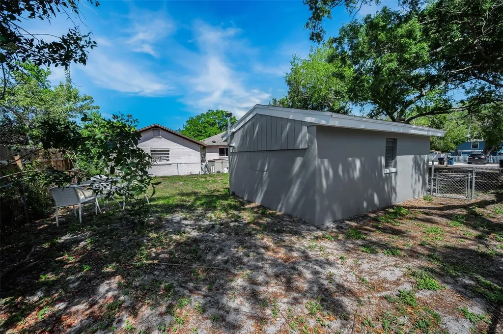 1918 Macomber Avenue Clearwater FL 33755