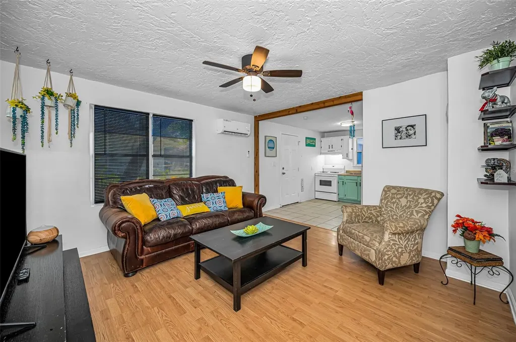 1918 Macomber Avenue Clearwater FL 33755