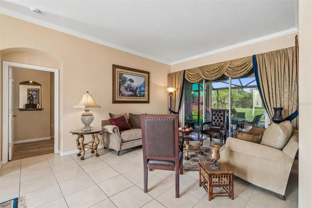 566 Planters Manor Way Bradenton FL 34212
