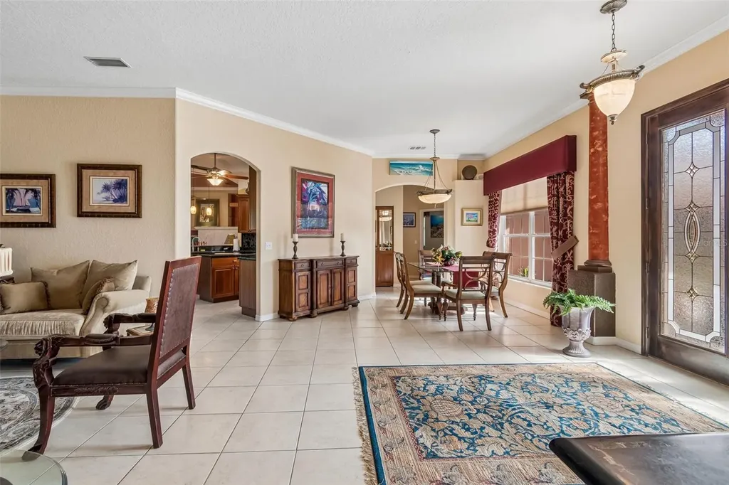 566 Planters Manor Way Bradenton FL 34212