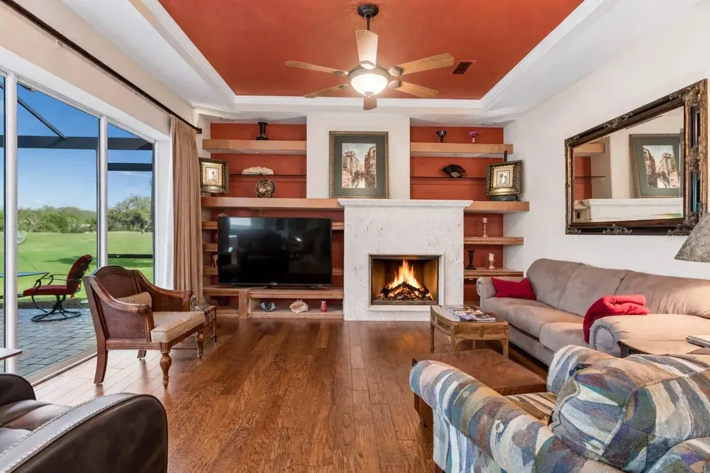 566 Planters Manor Way Bradenton FL 34212