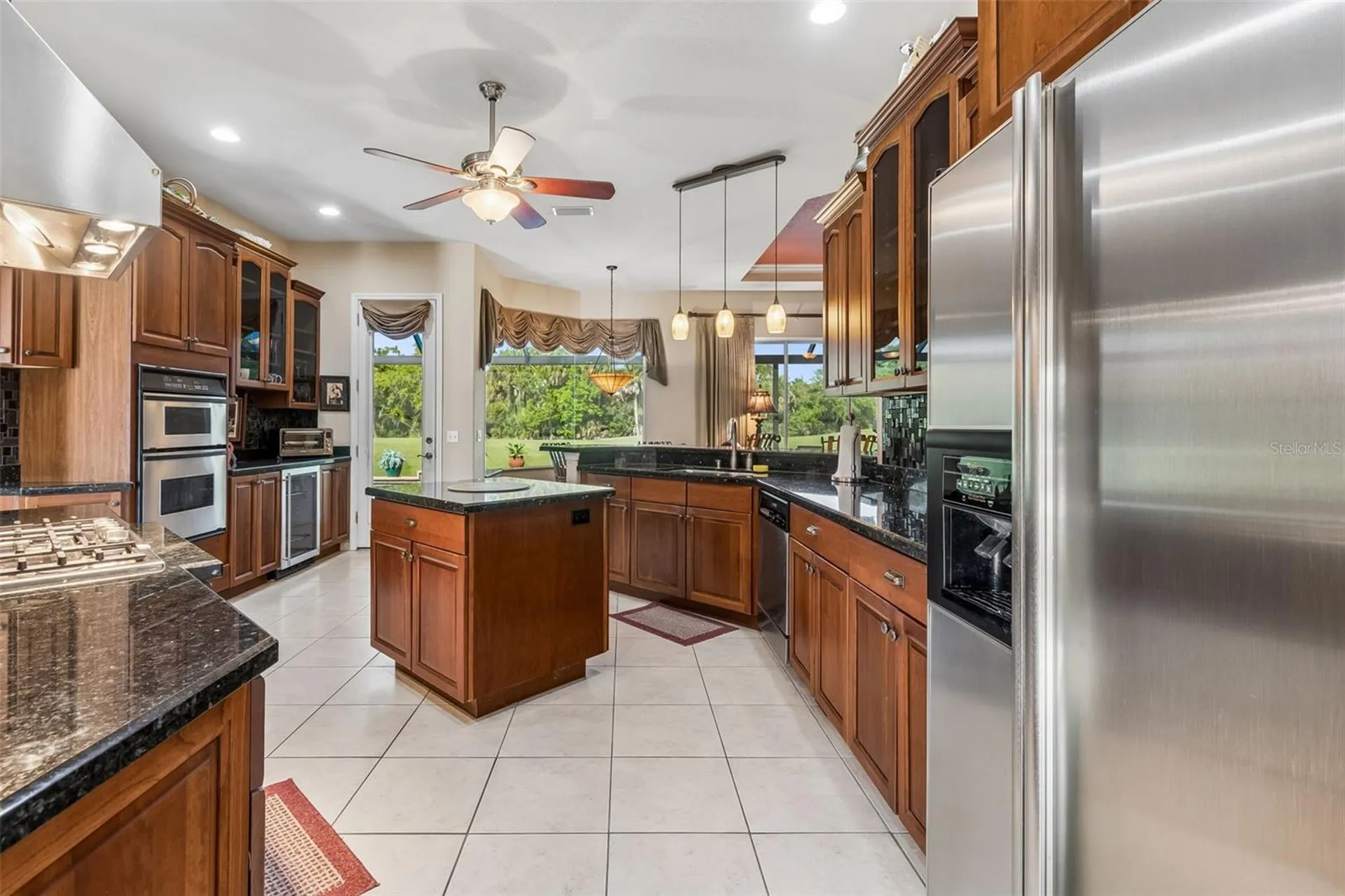 566 Planters Manor Way Bradenton FL 34212