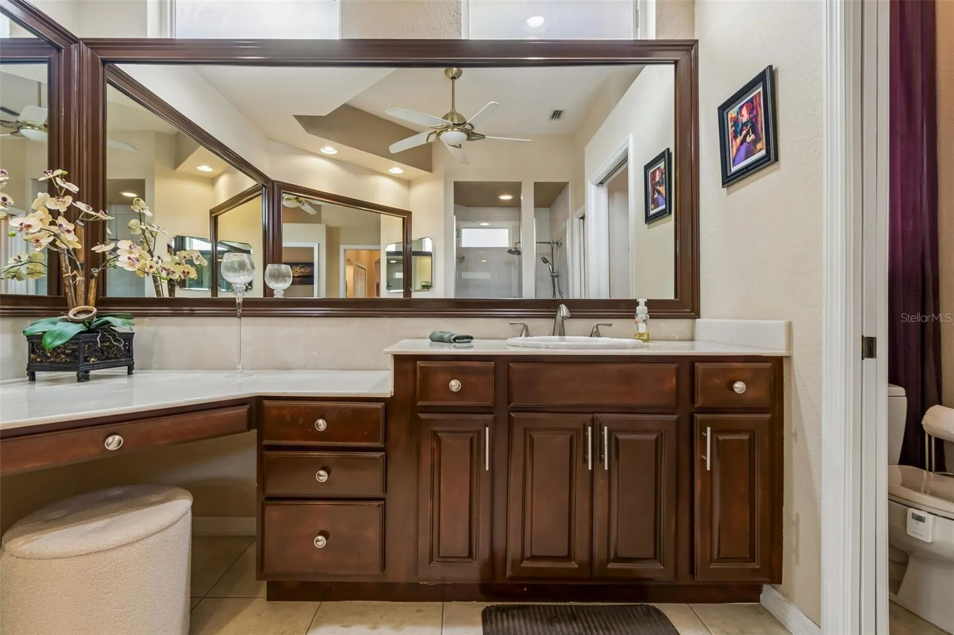 566 Planters Manor Way Bradenton FL 34212