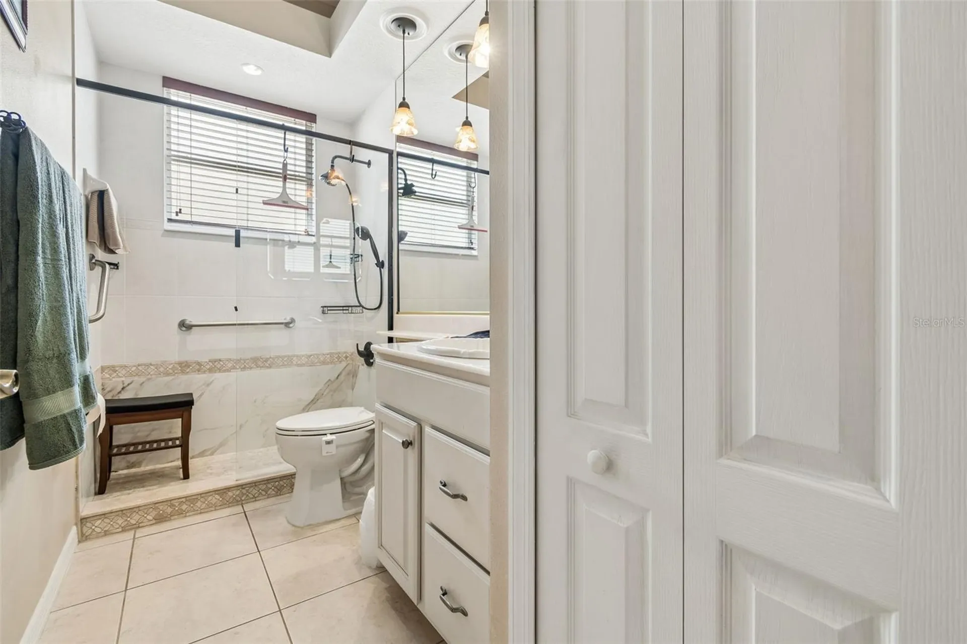 566 Planters Manor Way Bradenton FL 34212