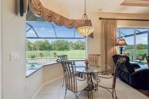 566 Planters Manor Way Bradenton FL 34212