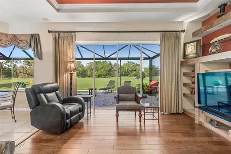 566 Planters Manor Way Bradenton FL 34212