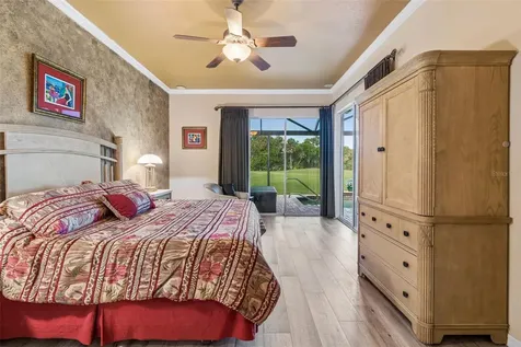 566 Planters Manor Way Bradenton FL 34212