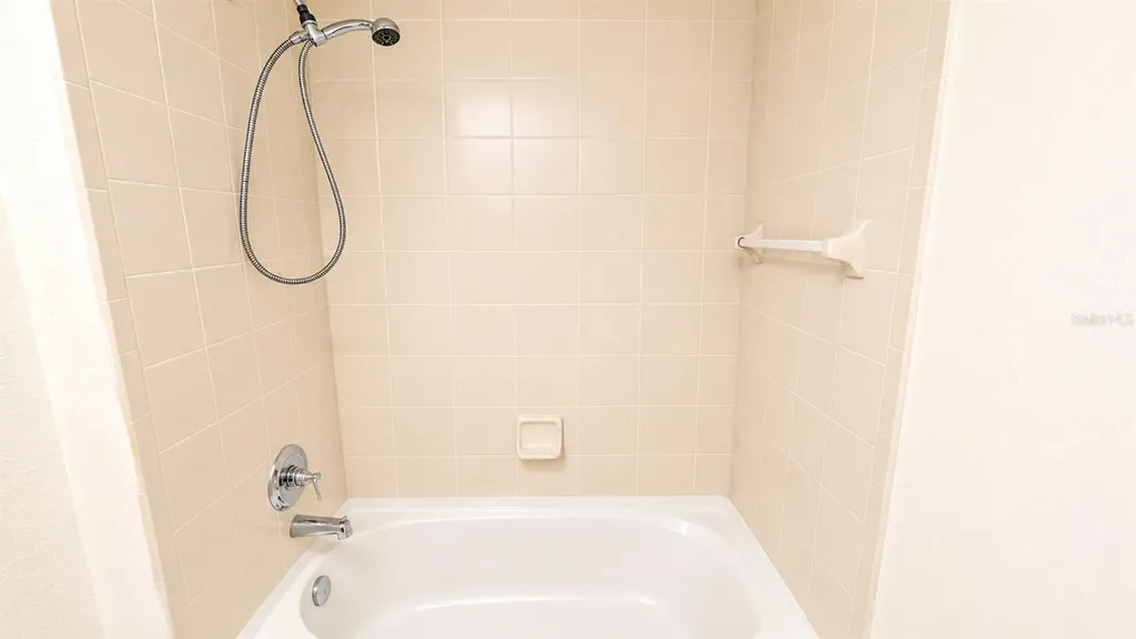 1064 N Tamiami Trail Sarasota FL 34236