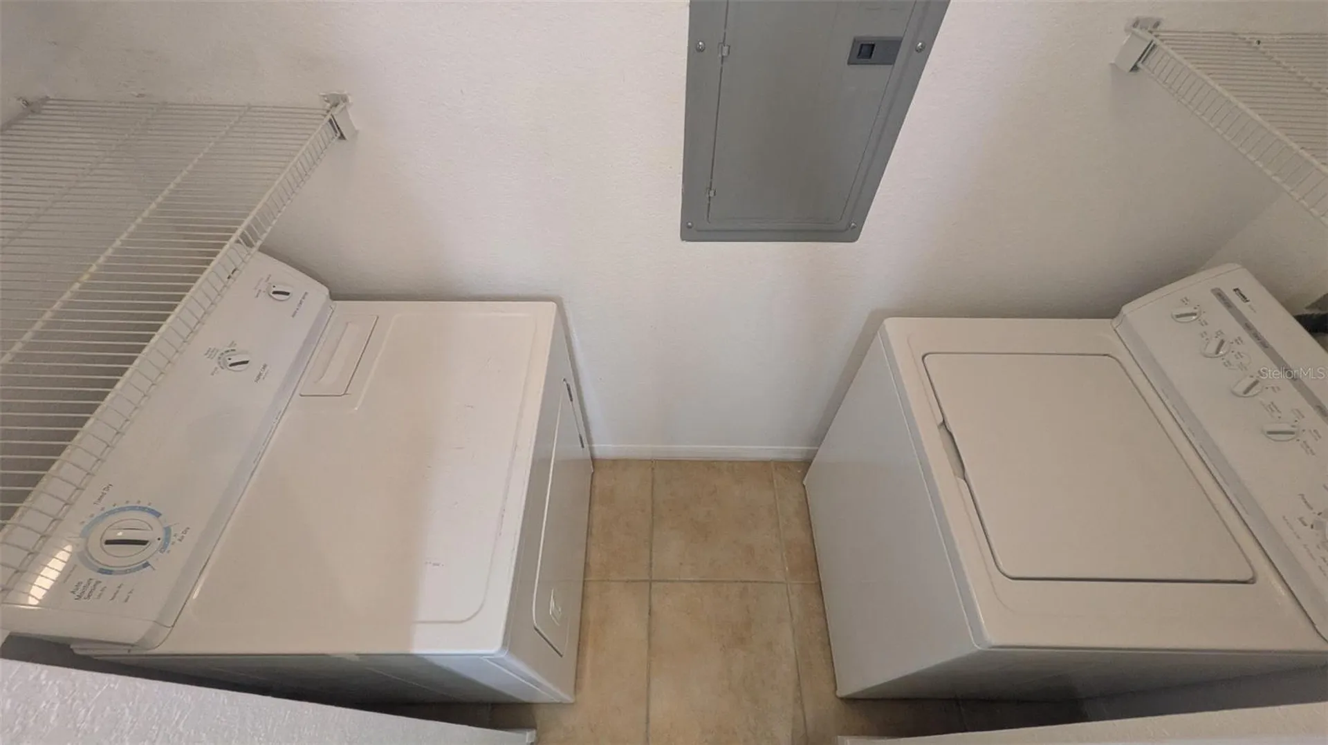 1064 N Tamiami Trail Sarasota FL 34236
