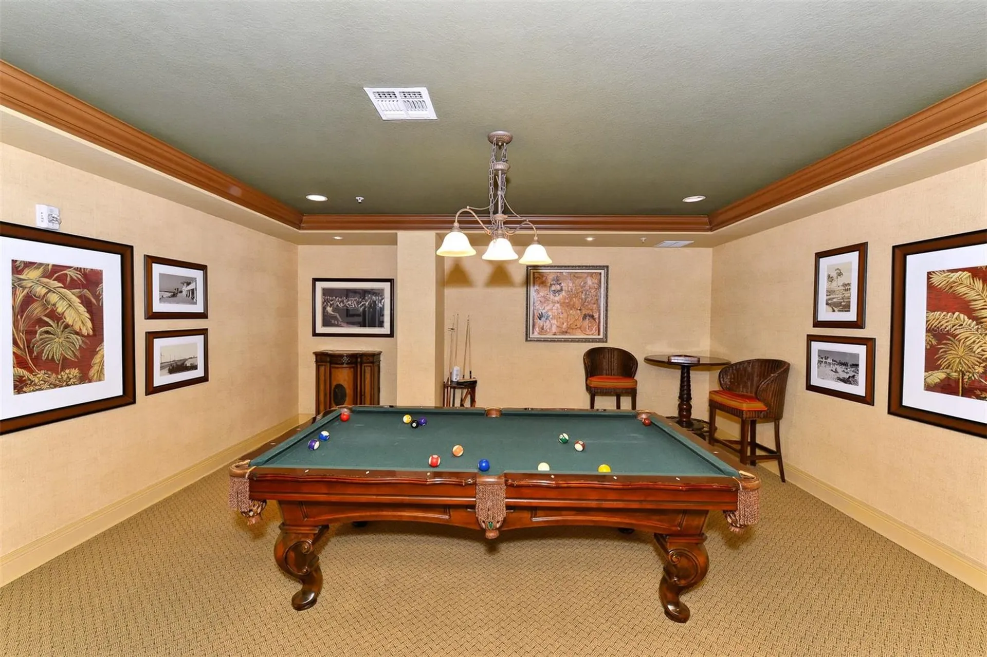 1064 N Tamiami Trail Sarasota FL 34236