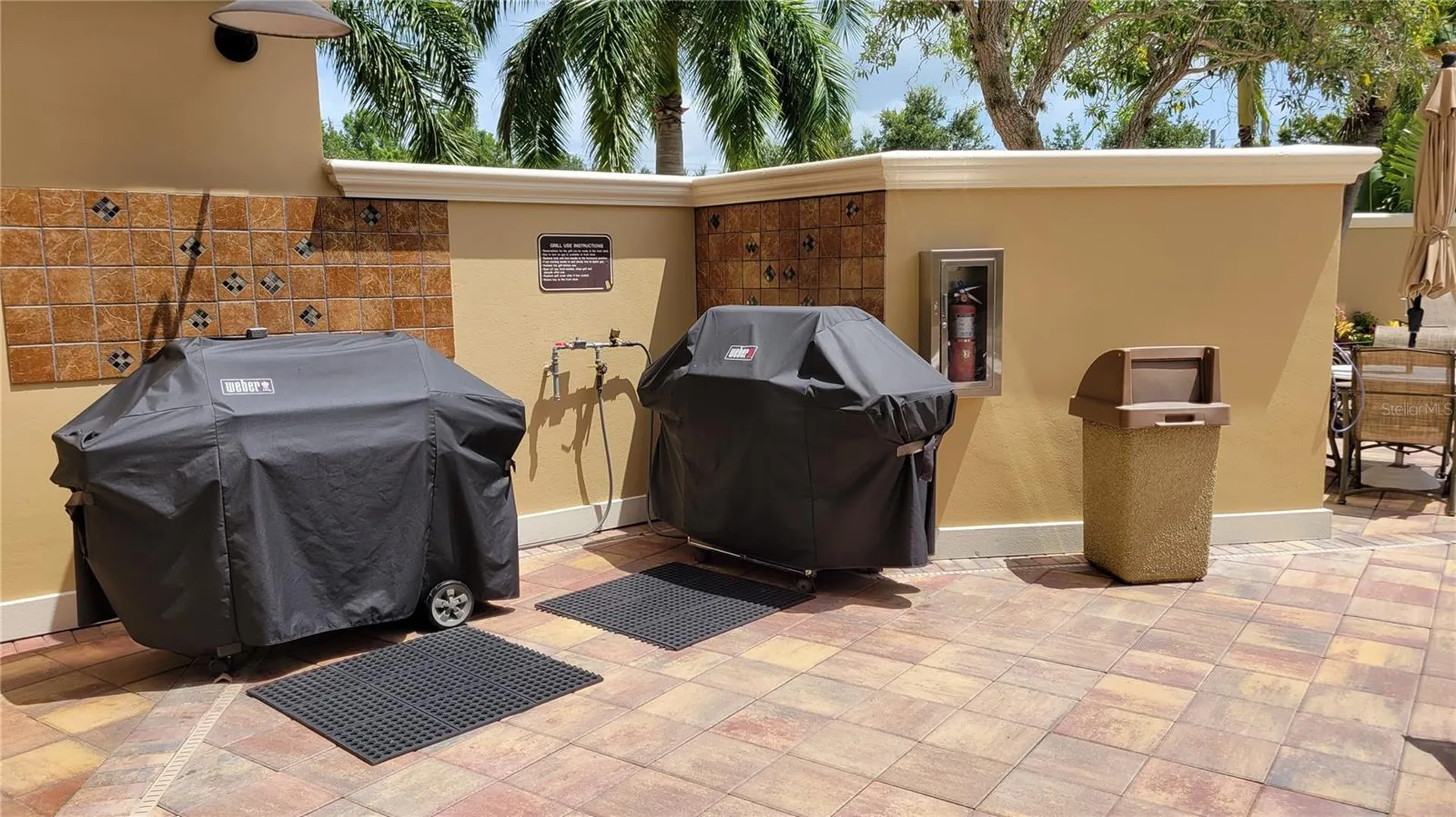 1064 N Tamiami Trail Sarasota FL 34236