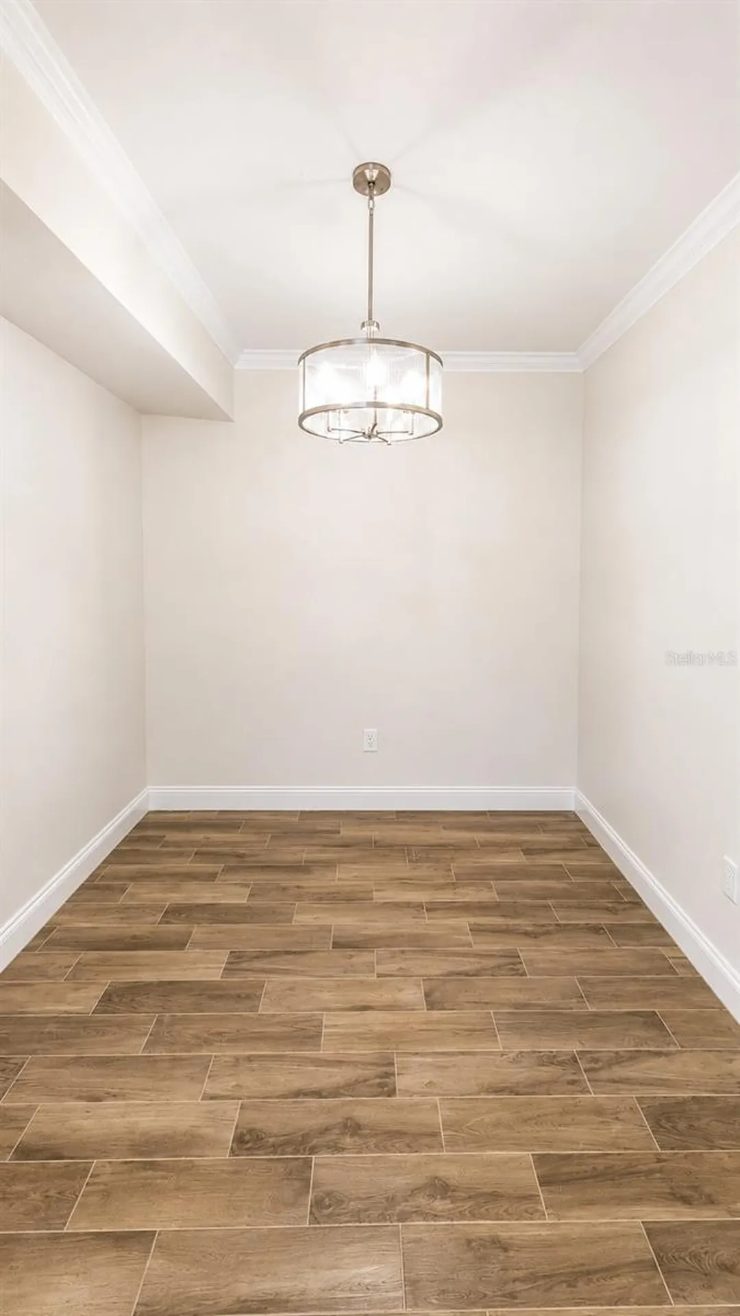 1064 N Tamiami Trail Sarasota FL 34236
