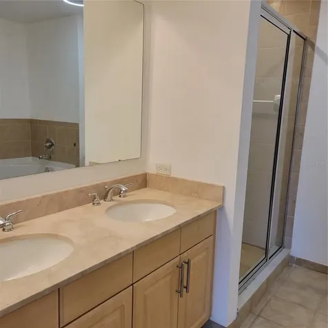 1064 N Tamiami Trail Sarasota FL 34236