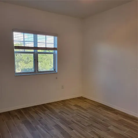 1064 N Tamiami Trail Sarasota FL 34236