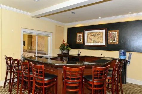 1064 N Tamiami Trail Sarasota FL 34236