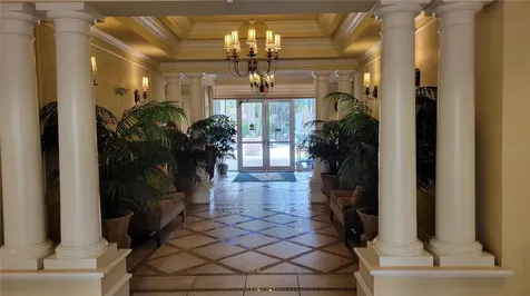 1064 N Tamiami Trail Sarasota FL 34236