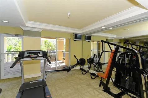 1064 N Tamiami Trail Sarasota FL 34236