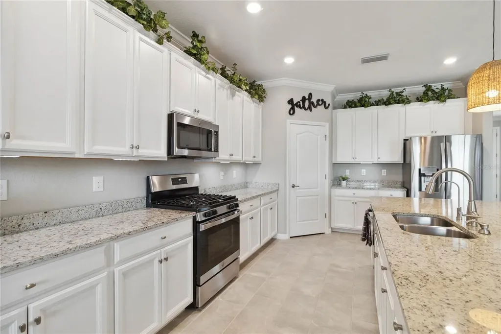 17724 Polo Trail Lakewood Ranch FL 34211