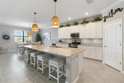 17724 Polo Trail Lakewood Ranch FL 34211