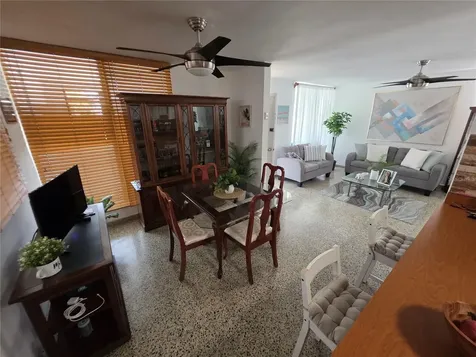 509 Blq 211 Urb. Villa Carolina Carolina PR 00984