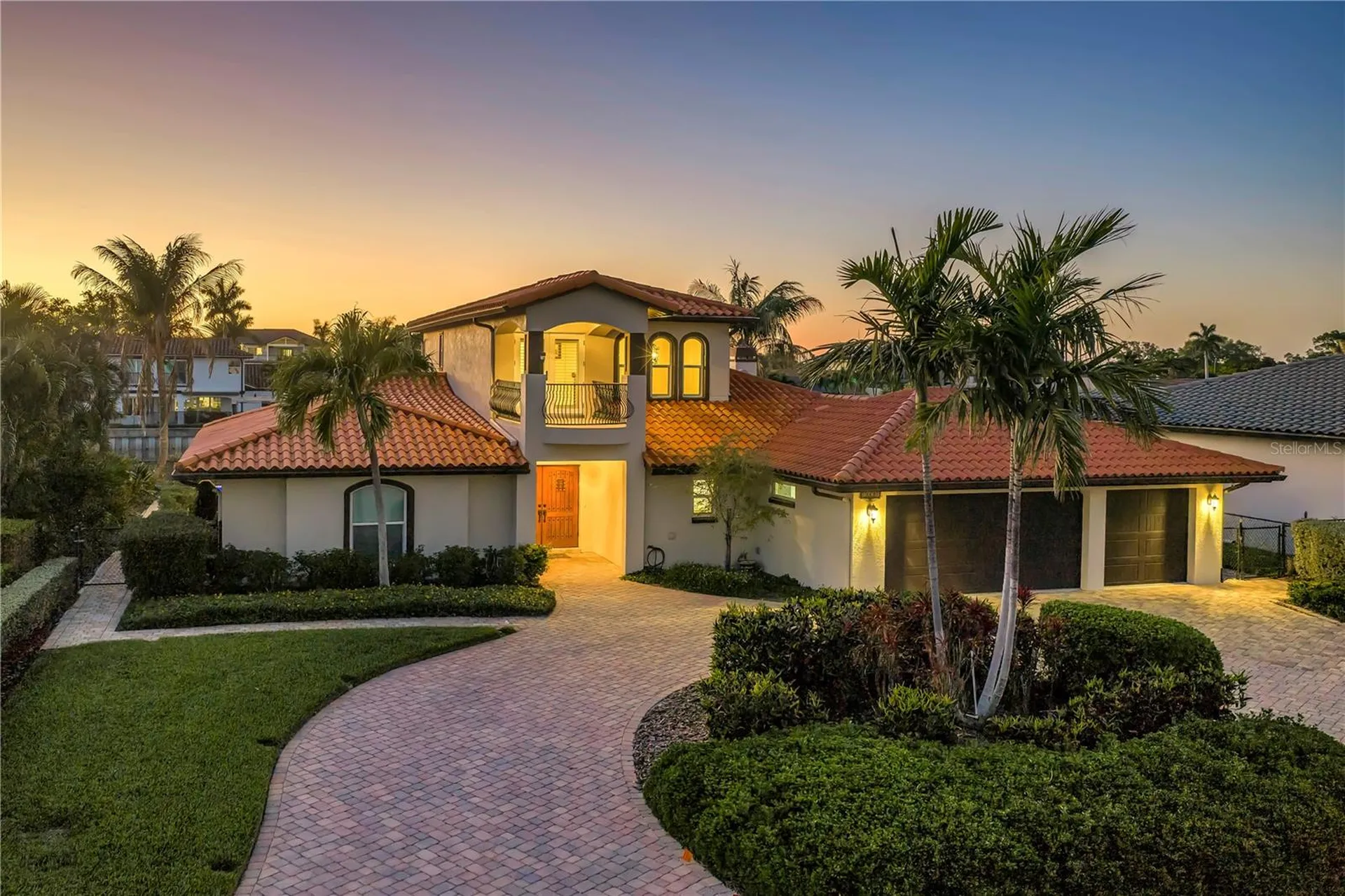 1939 Hawaii Avenue NE St Petersburg FL 33703