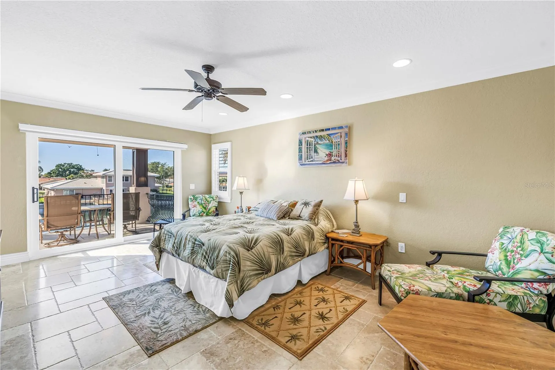 1939 Hawaii Avenue NE St Petersburg FL 33703