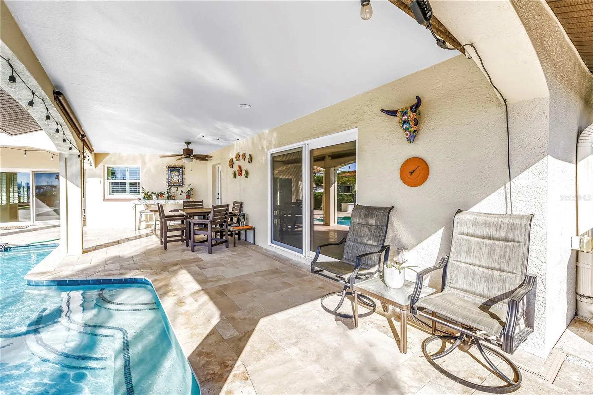1939 Hawaii Avenue NE St Petersburg FL 33703