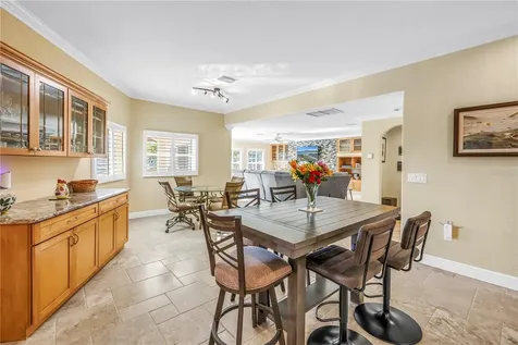 1939 Hawaii Avenue NE St Petersburg FL 33703