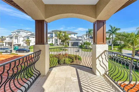 1939 Hawaii Avenue NE St Petersburg FL 33703