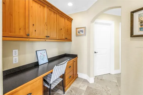 1939 Hawaii Avenue NE St Petersburg FL 33703