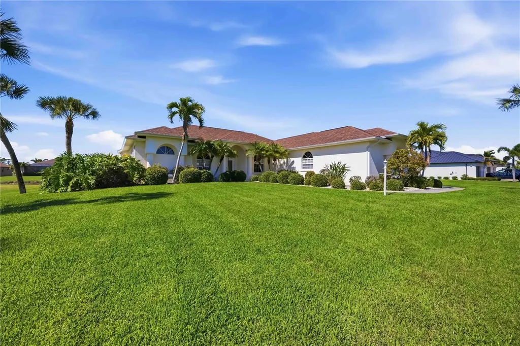 1132 Boundary Boulevard Rotonda West FL 33947