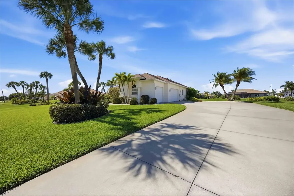 1132 Boundary Boulevard Rotonda West FL 33947