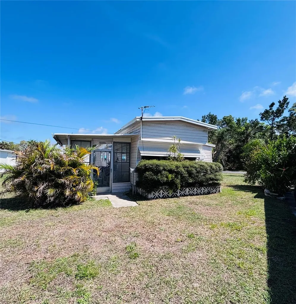 1891 Englewood Road Englewood FL 34223