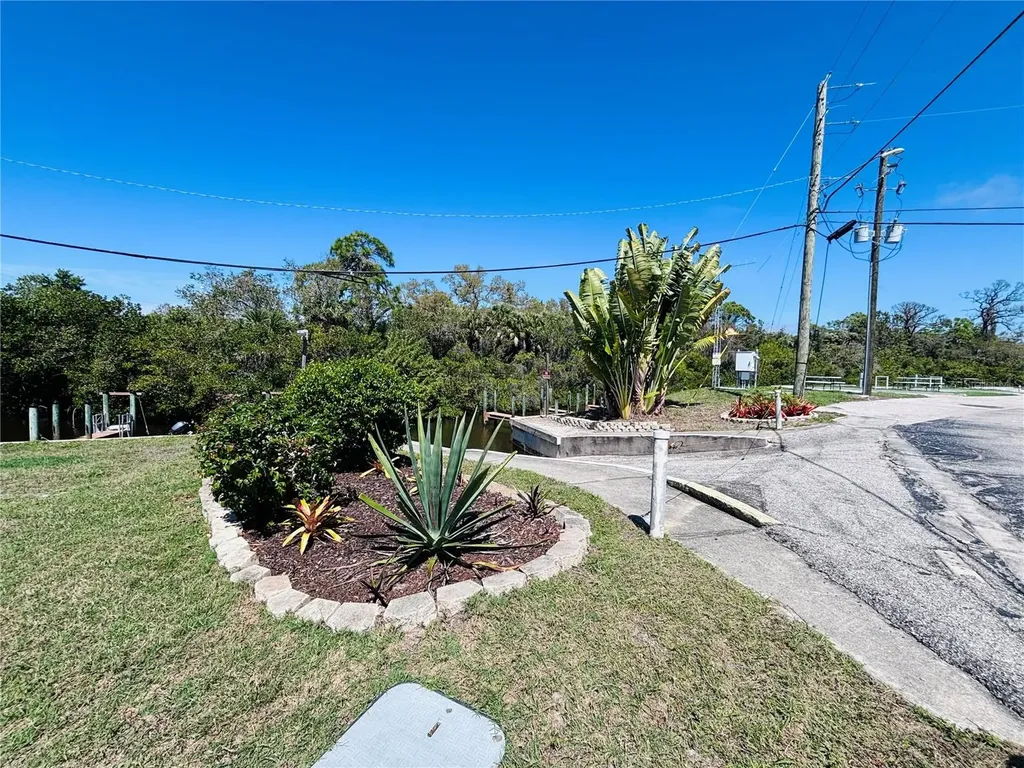 1891 Englewood Road Englewood FL 34223