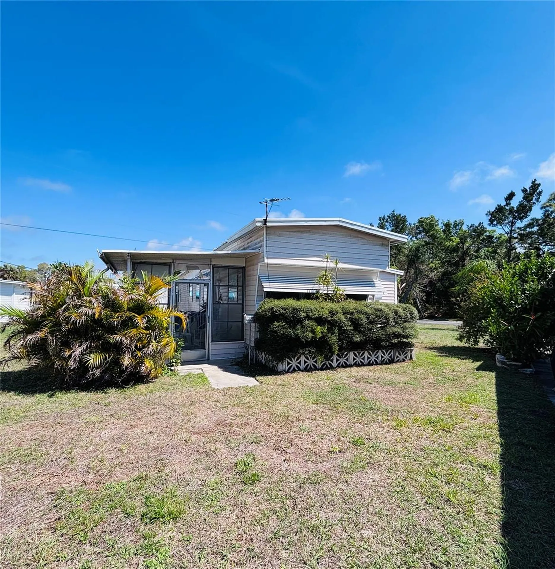 1891 Englewood Road Englewood FL 34223
