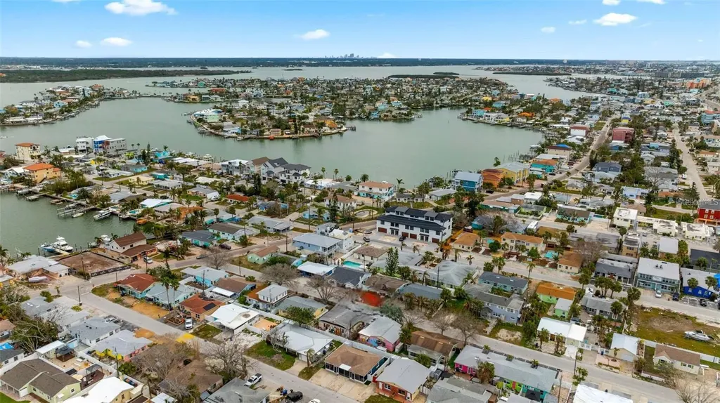 156 146th Avenue E Madeira Beach FL 33708