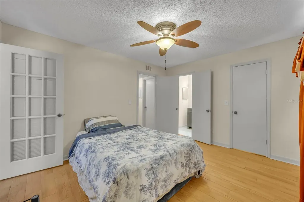 4512 Commander Drive Orlando FL 32822