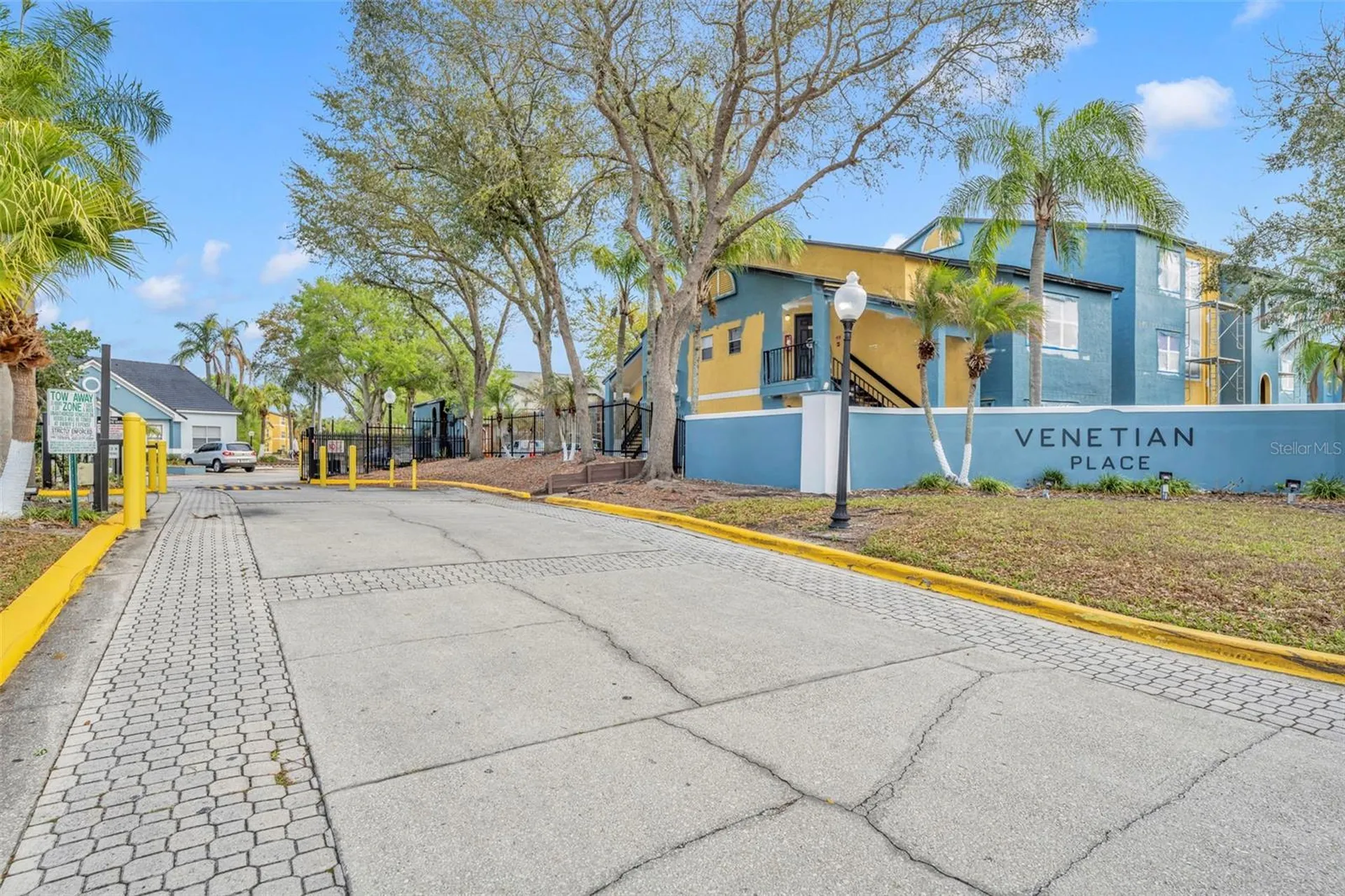 4512 Commander Drive Orlando FL 32822