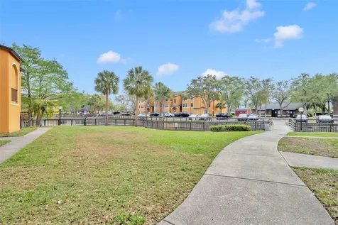 4512 Commander Drive Orlando FL 32822