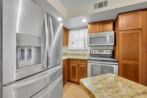 4512 Commander Drive Orlando FL 32822