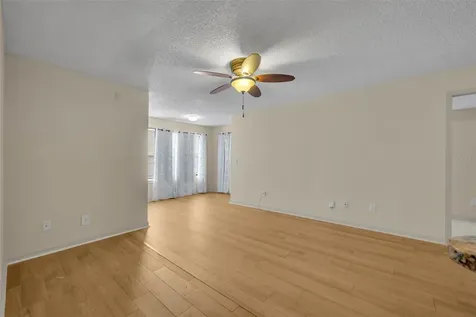 4512 Commander Drive Orlando FL 32822
