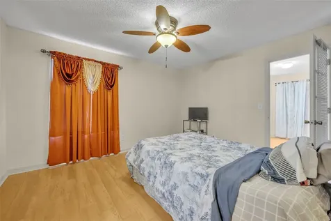 4512 Commander Drive Orlando FL 32822